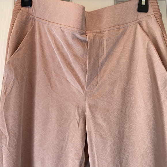 Athleta Brooklyn Textured Jogger - Picture 5 of 6